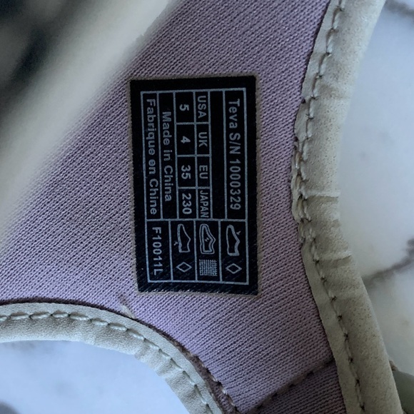 Teva’s Sandals 5 - Picture 10 of 10